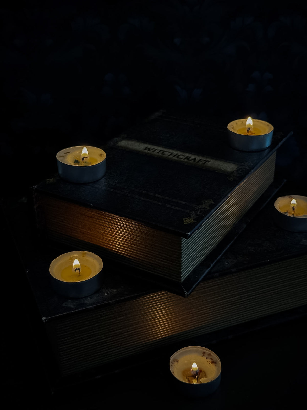 Witch’s Blend Tealight Candle Set – 6 Pack
